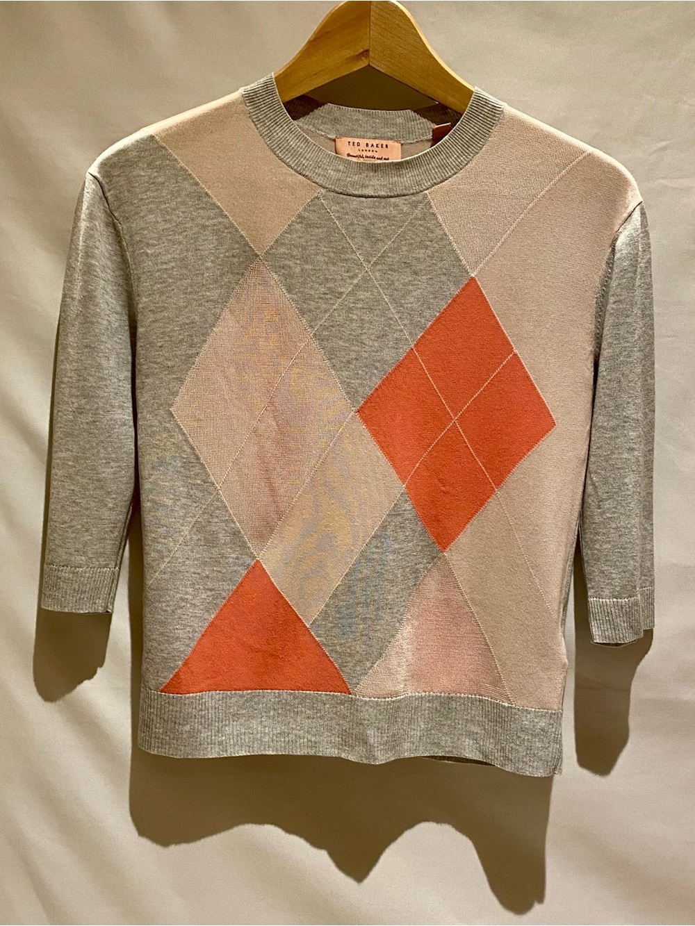 Ted Baker Light Gray Argyle Crewneck Sweater, size 2
